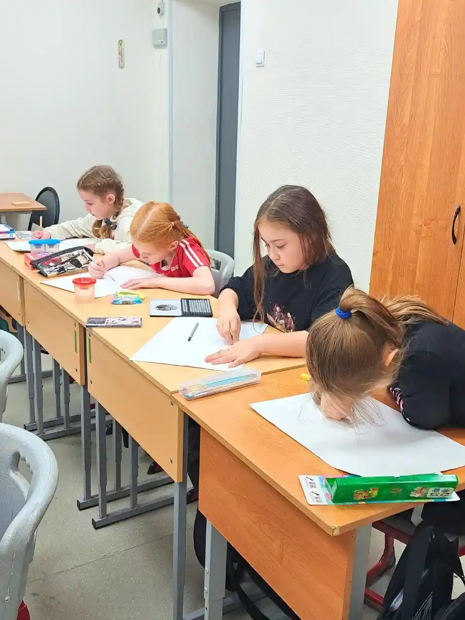 Уроки портрета и рисования в «Юном технике»